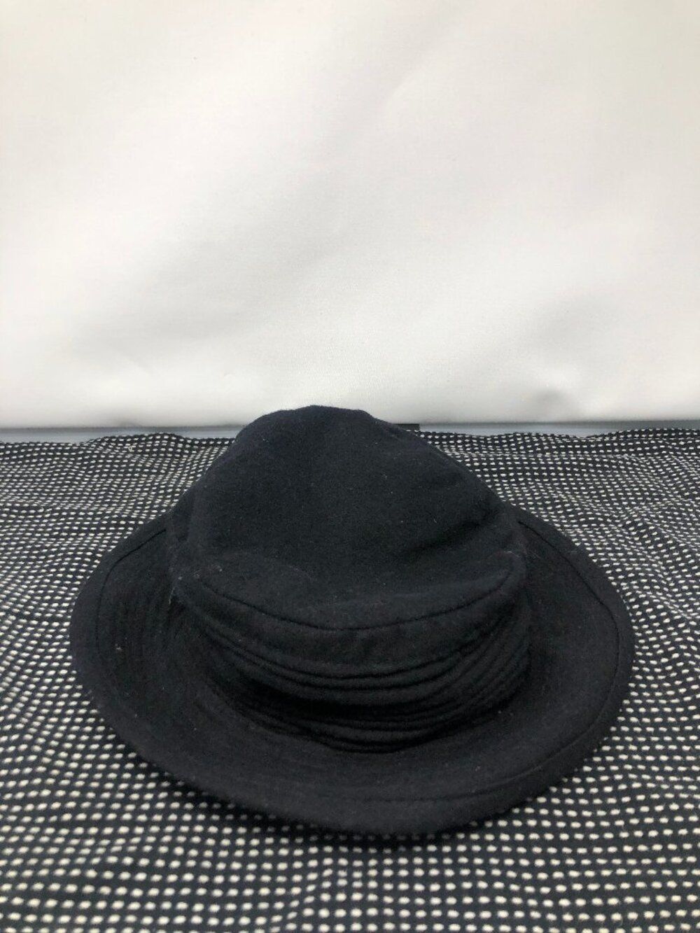 Black Structured Felt Fashion Hat – Boutique Style